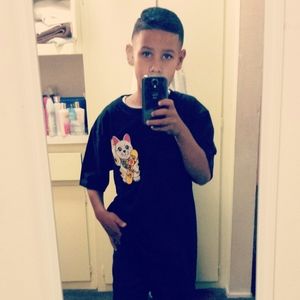 Meet your Posher, Dennis